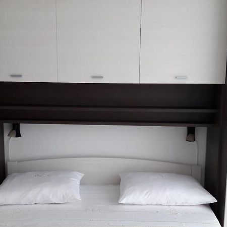Apartment Nena- Apartman Sa Posebnim Ulazom U Prizemlju, Terasom I Zelenom Okucnicom Rakotule Exteriér fotografie