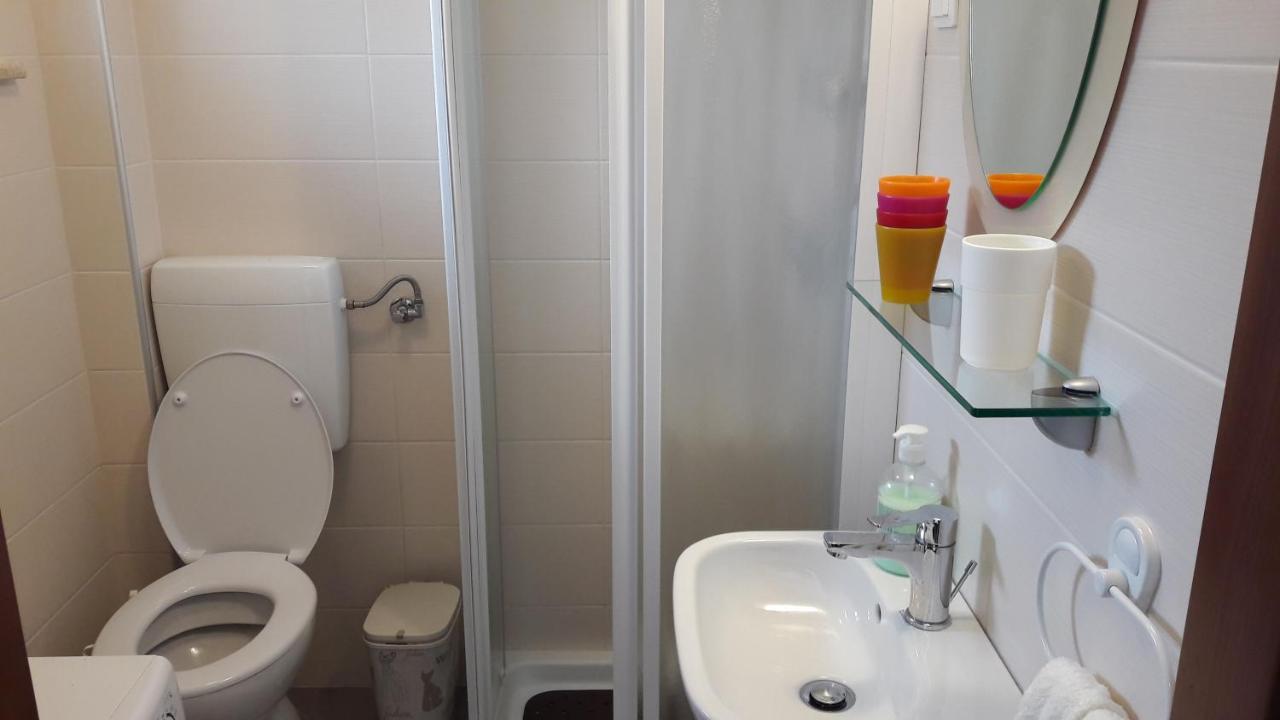 Apartment Nena- Apartman Sa Posebnim Ulazom U Prizemlju, Terasom I Zelenom Okucnicom Rakotule Exteriér fotografie